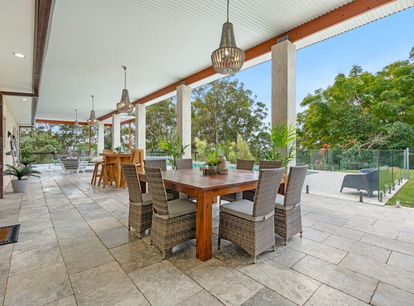 205 Upper Rosemount Road, Rosemount, Qld 4560