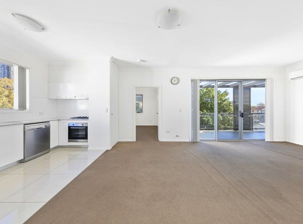 301/42 Macarthur Street, Parramatta, NSW 2150