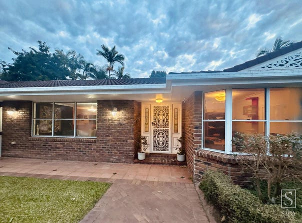 2 Mckellar Court, Mount Ommaney, Qld 4074