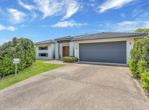 Bentley Park, Qld 4869