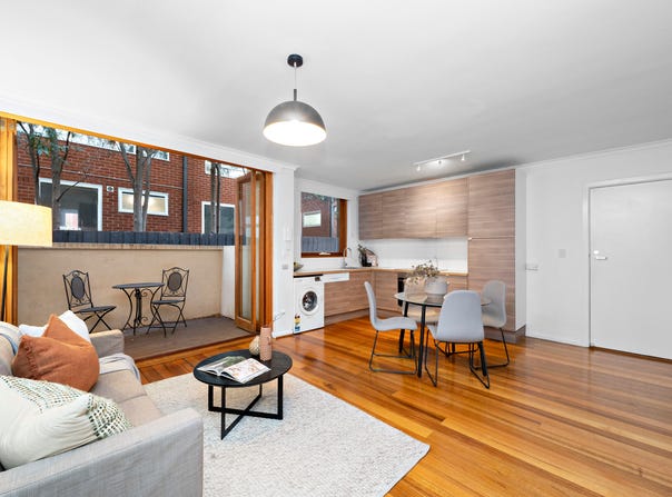 3/6 Inverleith Court, St Kilda, Vic 3182