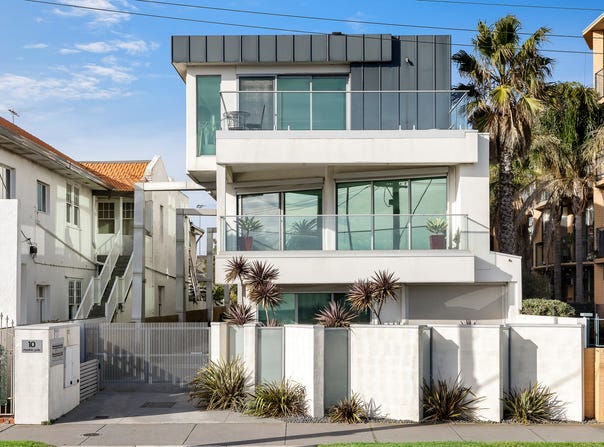 4/10 Marine Parade, St Kilda, Vic 3182