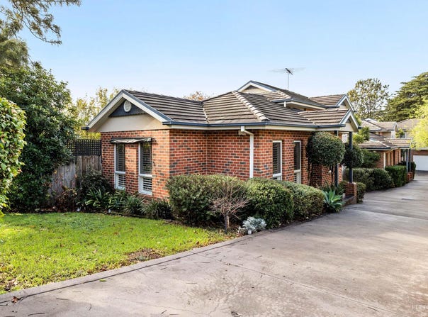 1/10 Box Hill Crescent, Mont Albert North, Vic 3129