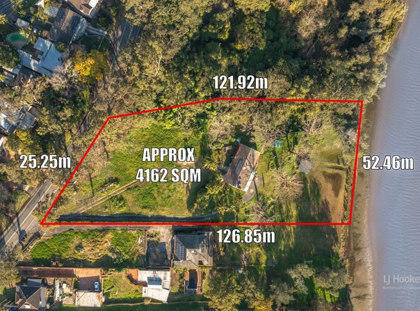 756 Henry Lawson Drive, Picnic Point, NSW 2213