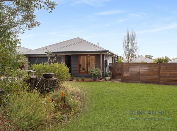34 Azalea Street, Colo Vale, NSW 2575