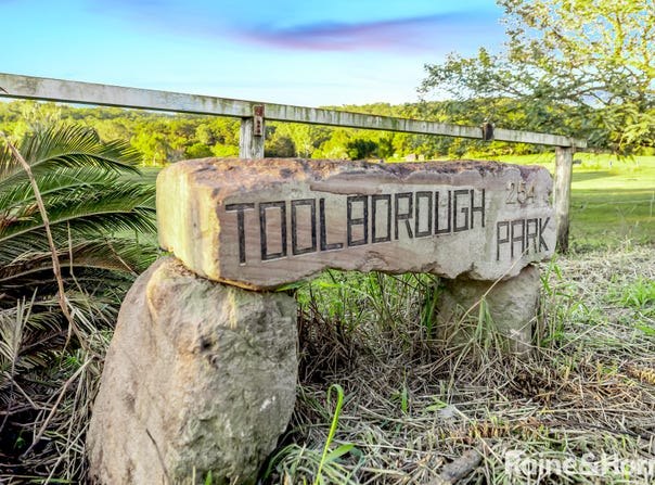 254 Toolborough Road, Yandina Creek, Qld 4561