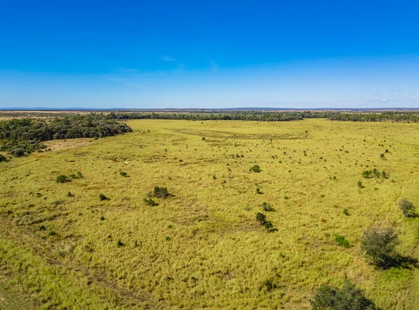 "Tyagarah" & "Aralee",, Middlemount, Qld 4746