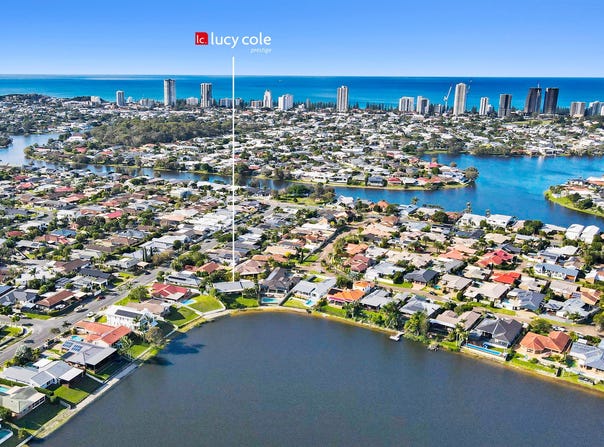 26 Auk Avenue, Burleigh Waters, Qld 4220