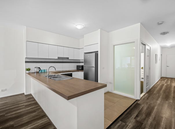 28/1 Jarama Boulevard, Epping, Vic 3076