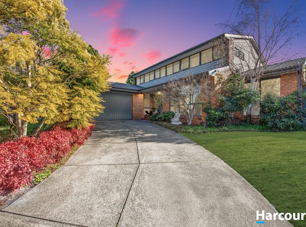 35 Coonawarra Drive, Vermont South, Vic 3133