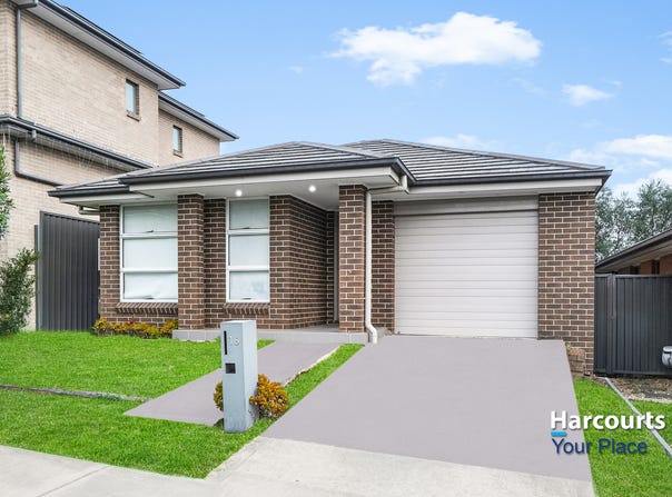 16 Flagship Ridge, Jordan Springs, NSW 2747