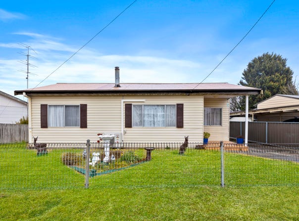 28 Outer Crescent, Lithgow, NSW 2790