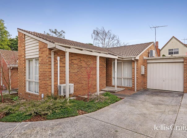 2/1 Sunset Drive, Heathmont, Vic 3135