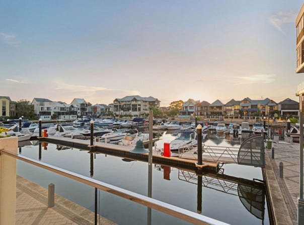 5/16 Marina Drive, Ascot, WA 6104