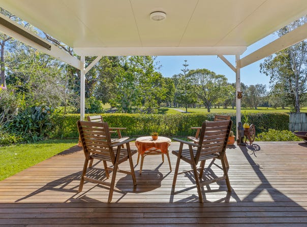 14 Kiah Close, Ocean Shores, NSW 2483