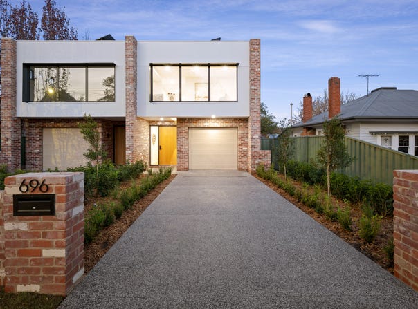 696 Sackville Street, Albury, NSW 2640
