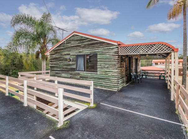 Wakerley, Qld 4154