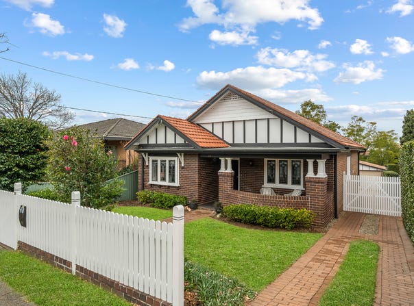 25 Beattie Avenue, Denistone East, NSW 2112