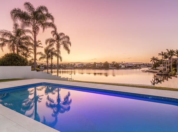 25 Martinique Way, Clear Island Waters, Qld 4226