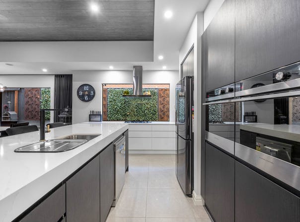 7 Sheaf Street, Sunbury, Vic 3429