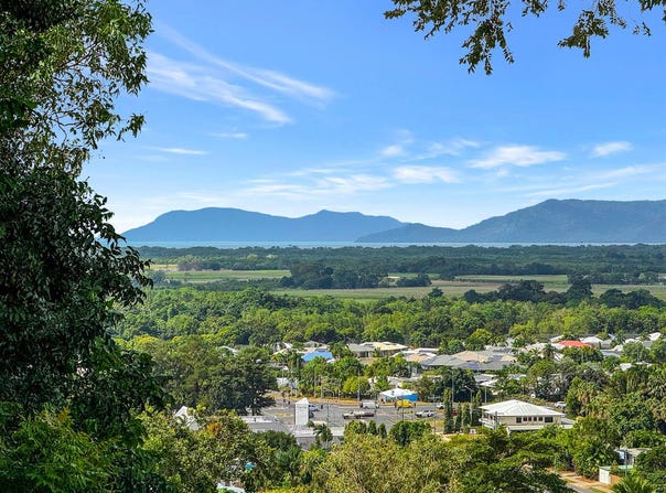 14 Darkin Close, Smithfield, Qld 4878