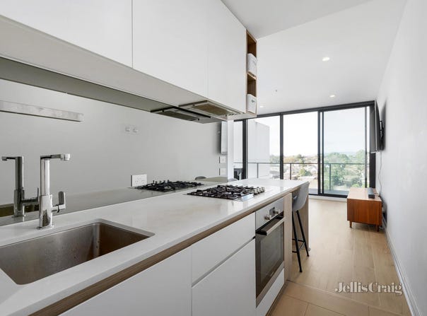 810/5-7 Irving Avenue, Box Hill, Vic 3128