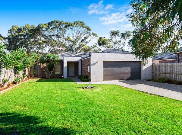 18 Swamphen Drive, Leopold, Vic 3224