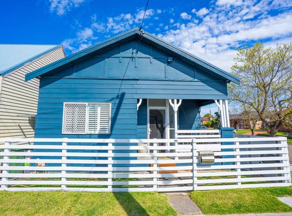 2 Hargrave Street, Carrington, NSW 2294
