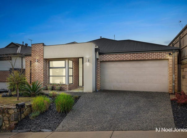 5 Lancer Way, Chirnside Park, Vic 3116
