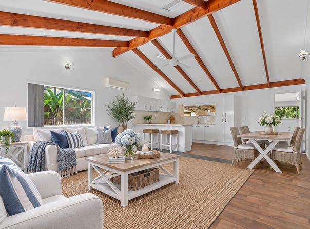 15 Cassia Avenue, Banksia Beach, Qld 4507