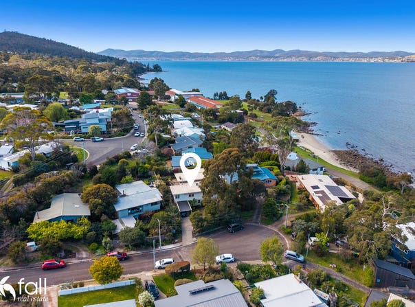22 Belhaven Avenue, Taroona, Tas 7053