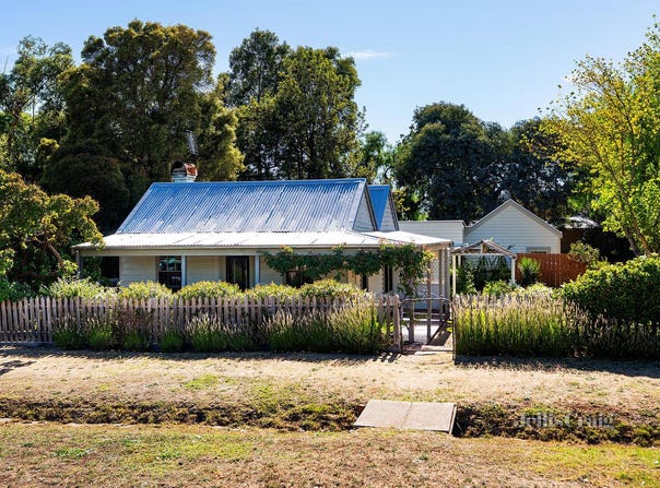 14 Church Street, Maldon, Vic 3463