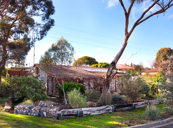 1 Prendergast Street, Castlemaine, Vic 3450
