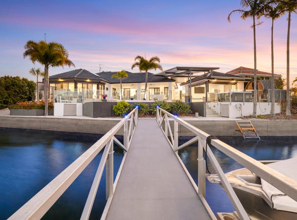 39 Edwardson Drive, Pelican Waters, Qld 4551