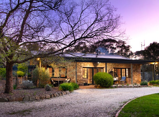 49 Munro Road, Green Gully, Vic 3462