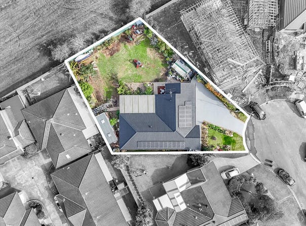 5 Magnolia Place, Macquarie Fields, NSW 2564