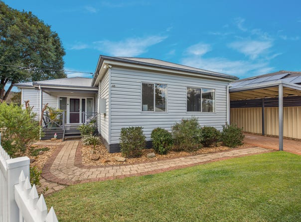 85 Adelaide Avenue, Umina Beach, NSW 2257