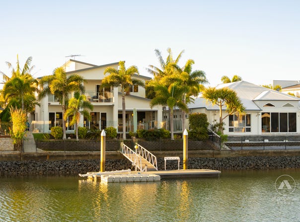 13 Marina Parade, Jacobs Well, Qld 4208