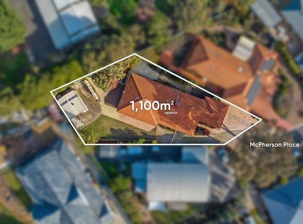 6 McPherson Place, Werribee, Vic 3030