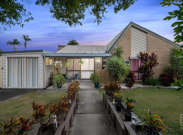 29 Flag Street, Jamboree Heights, Qld 4074