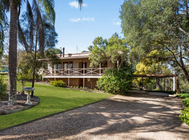 1106 Pine Mountain Road, Pine Mountain, Qld 4306