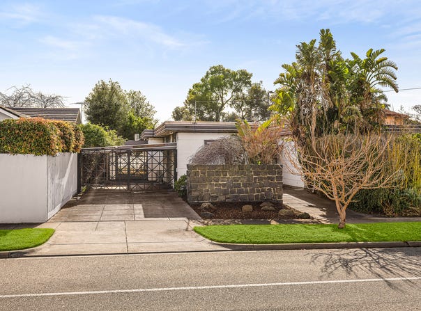 77 Marriage Road, Brighton East, Vic 3187