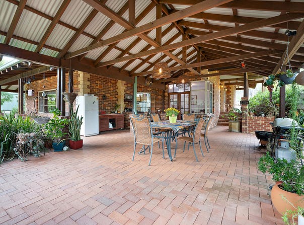 149 Versteeg Grove, Martin, WA 6110