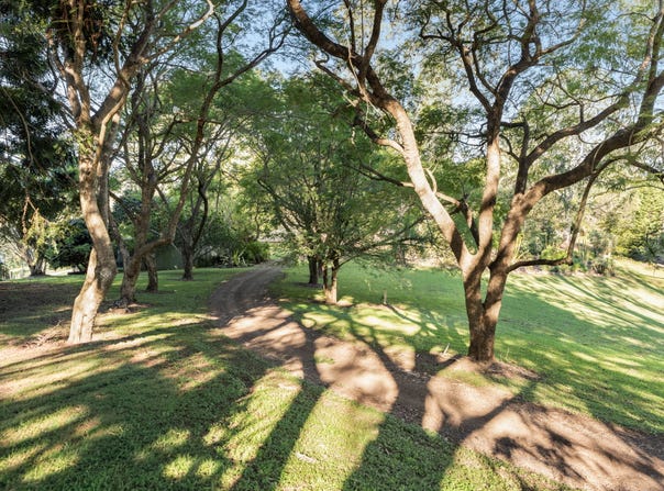 7 Bindleys Rd, Mount Crosby, Qld 4306
