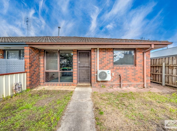 1/2 Hunter Street, Moe, Vic 3825
