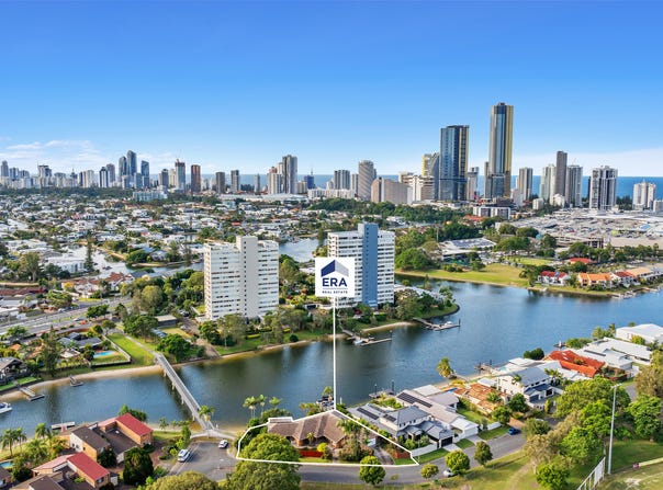 2 Sailaway Street, Mermaid Waters, Qld 4218