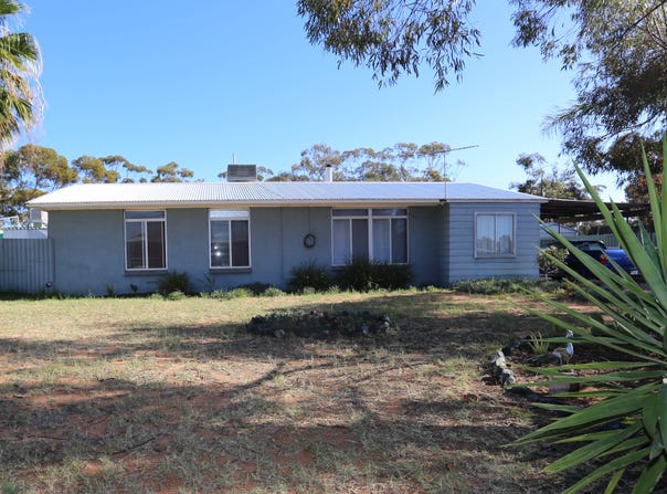 53 Saltbush Rd, Kambalda West, WA 6442