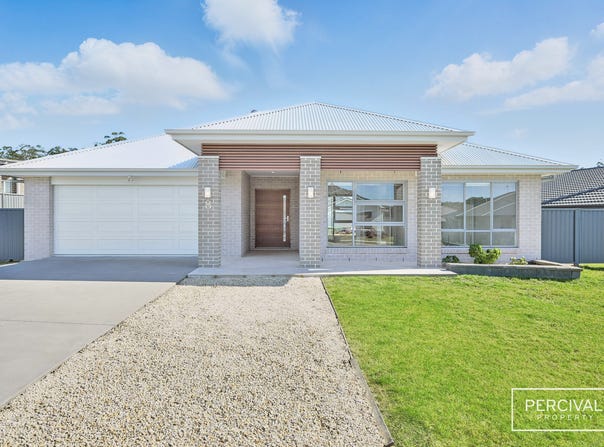 8 Farmstead Avenue, Thrumster, NSW 2444