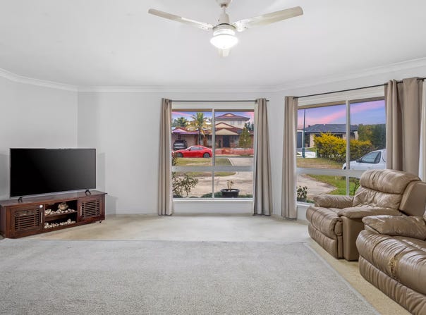 52 Conebush Circuit, Ormeau, Qld 4208