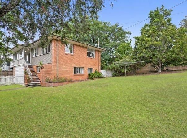 139 Clara Street, Corinda, Qld 4075